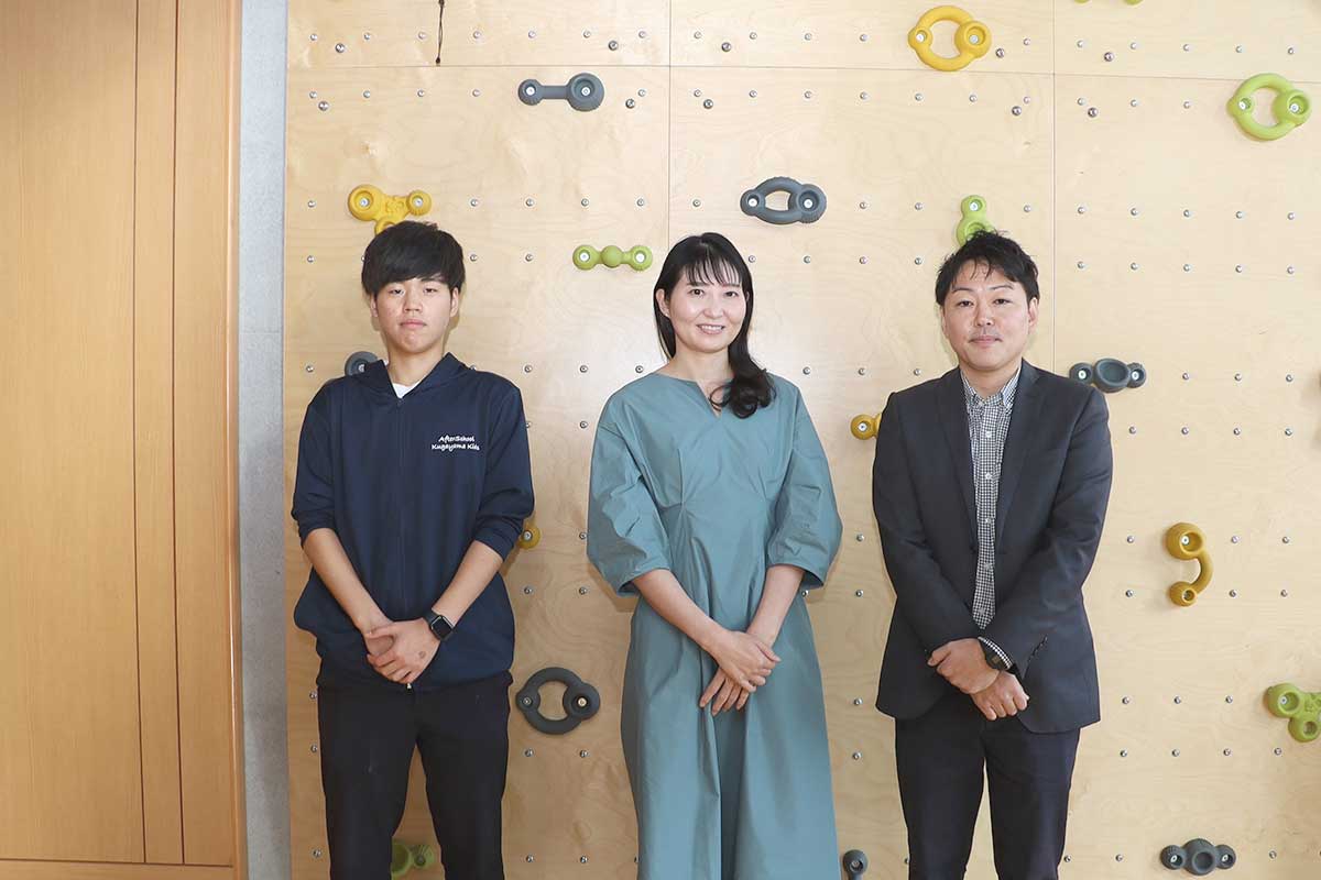 統括　野上美希様（中）、小澤樹梨様（左）と、弊社齊藤（右）
