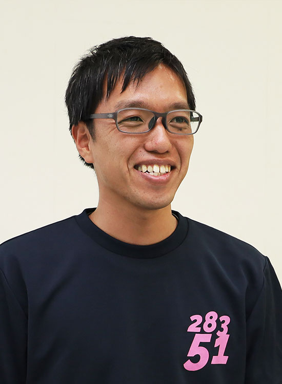 「るーむずと相模つばさ幼稚園で共に導入しました」と副園長の平本大輔先生。