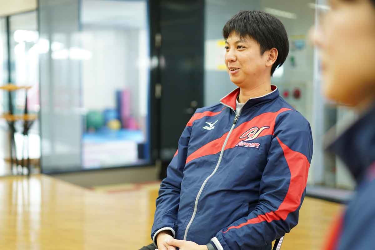 インタビューにお答えいただいた支配人の高山様